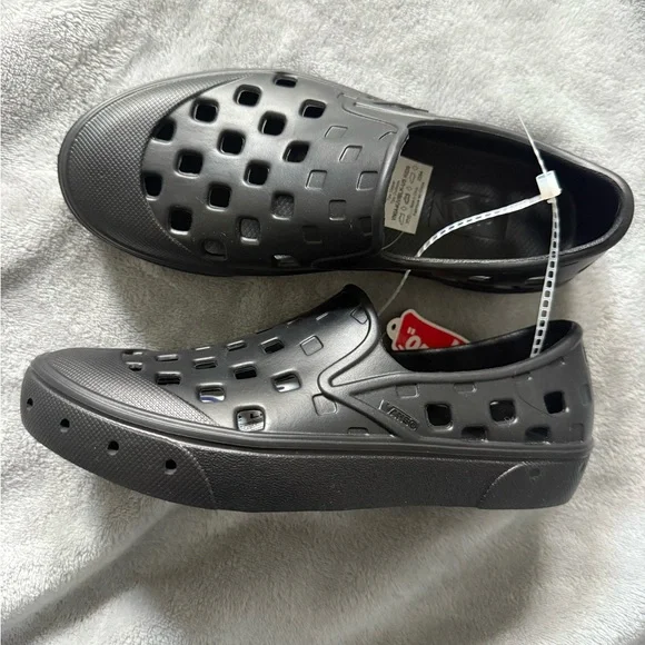 Vans Kids Black Perforated Slip-On Slippers - Picture 1 of 4